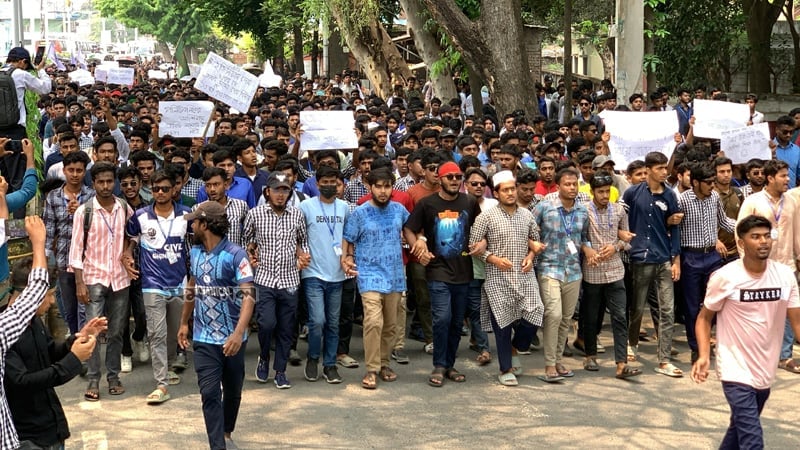 শিক্ষা মন্ত্রণালয়ে পলিটেকনিক শিক্ষার্থীদের বৈঠক শুরু